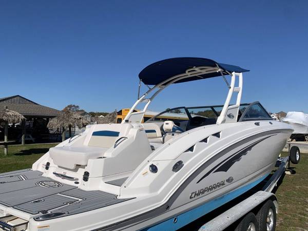 2016 Chaparral, dovoz USA — foto 2 z 7