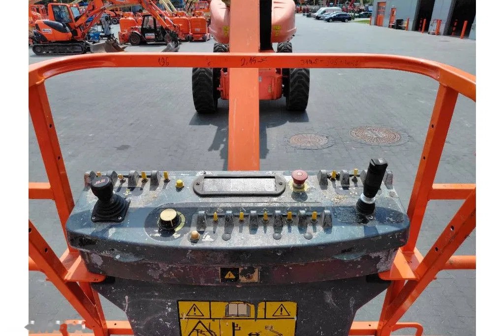 2011 JLG 1250 AJP, 4 884 mth, dovoz Skladom v EÚ — foto 13 z 15