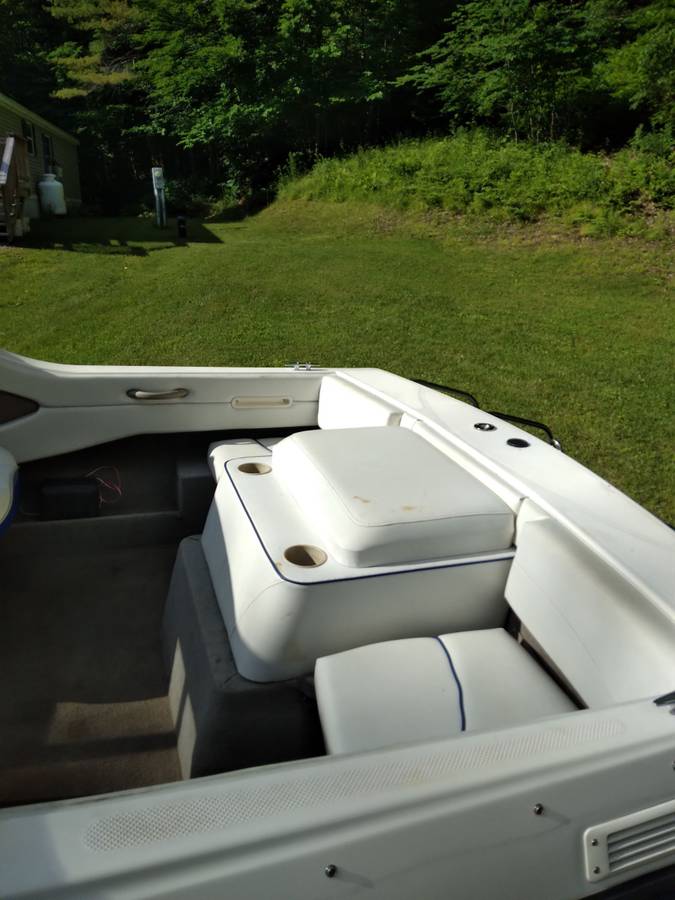 Bayliner, dovoz USA — foto 5 z 6