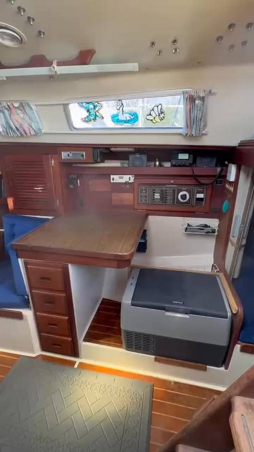 1987 Catalina, dovoz USA — foto 3 z 11