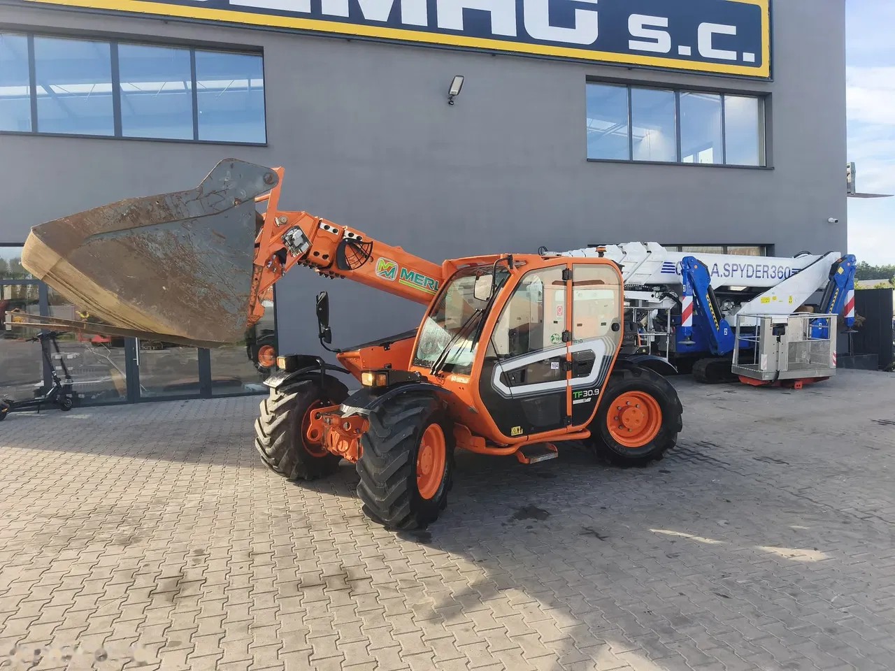 2018 Merlo TF30.9-G, 3 600 mth, dovoz Skladom v EÚ — foto 1 | AMECAR 2018 Merlo TF30.9-G, 3 600 mth, dovoz Skladom v EÚ — foto 1