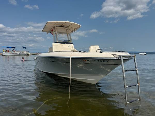 2015 Grady-White, biela, dovoz USA — foto 2 z 8