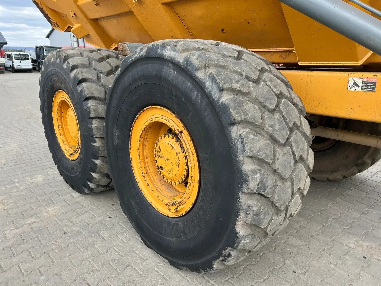 2006 Bell B30D, 19 000 mth, dovoz Skladom v EÚ — foto 11 z 17