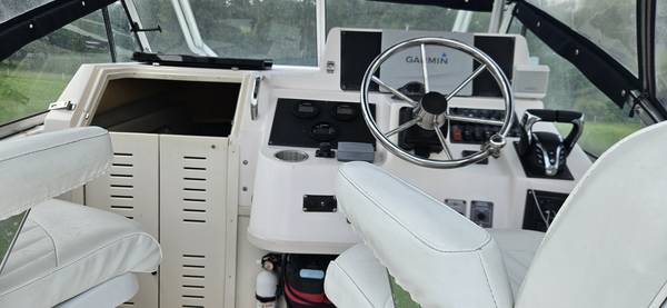 Grady-White, biela, dovoz USA — foto 4 z 12