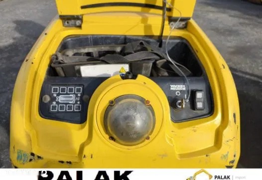 2015 Wacker Neuson VÁLEC, 392 mth, dovoz Skladom v EÚ — foto 12 z 13