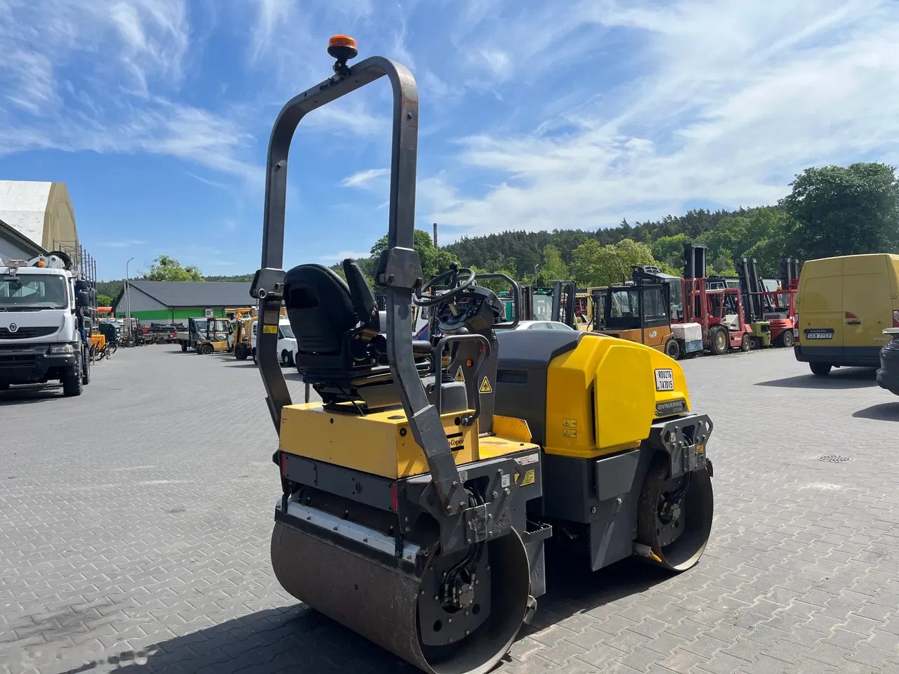 2014 Dynapac CC1200, 1 405 mth, dovoz Skladom v EÚ — foto 5 z 24