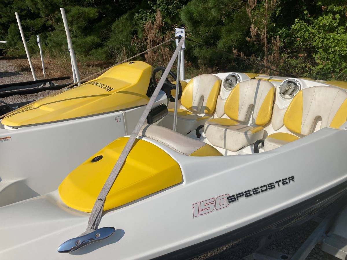 2011 Sea-Doo, dovoz USA — foto 5 z 12