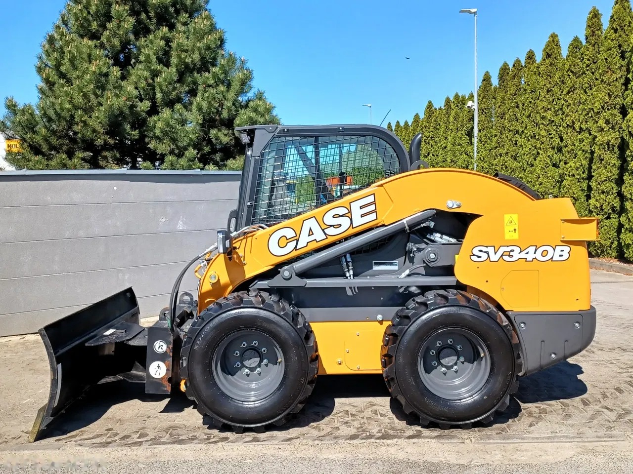 2024 Case SV340B, 2 mth, dovoz Skladom v EÚ — foto 2 z 8