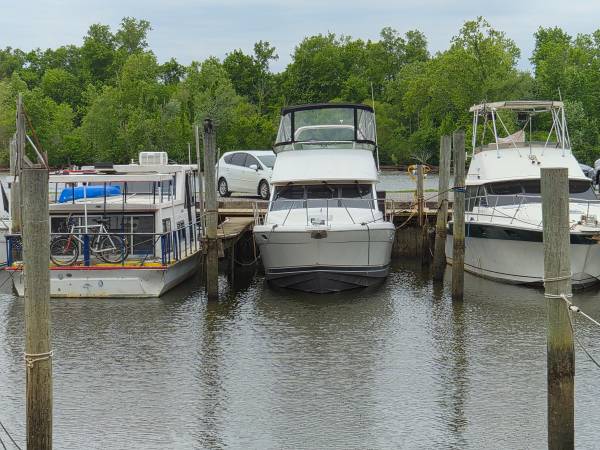 1996 Bayliner, dovoz USA — foto 1