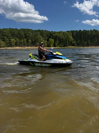 2016 Sea-Doo, dovoz USA — foto 1 | AMECAR 2016 Sea-Doo, dovoz USA — foto 1
