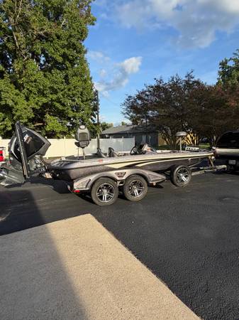 2016 Ranger, dovoz USA — foto 3 z 12