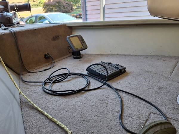 Tracker, dovoz USA — foto 8 z 11