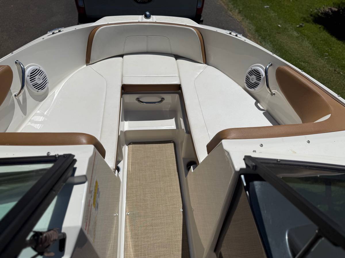 2018 Sea Ray, dovoz USA — foto 4 z 7