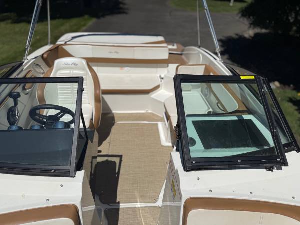 2018 Sea Ray, dovoz USA — foto 6 z 8