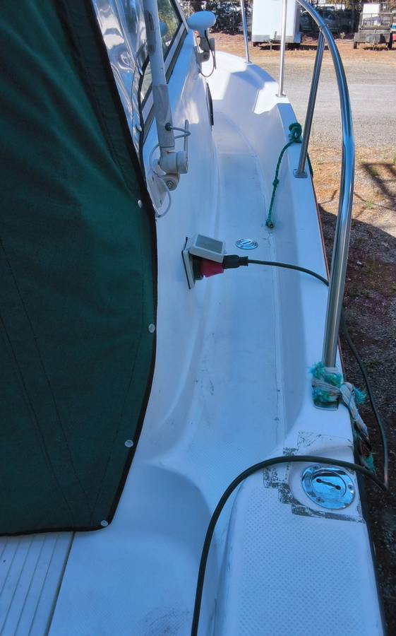 2006 Bayliner, dovoz USA — foto 8 z 12