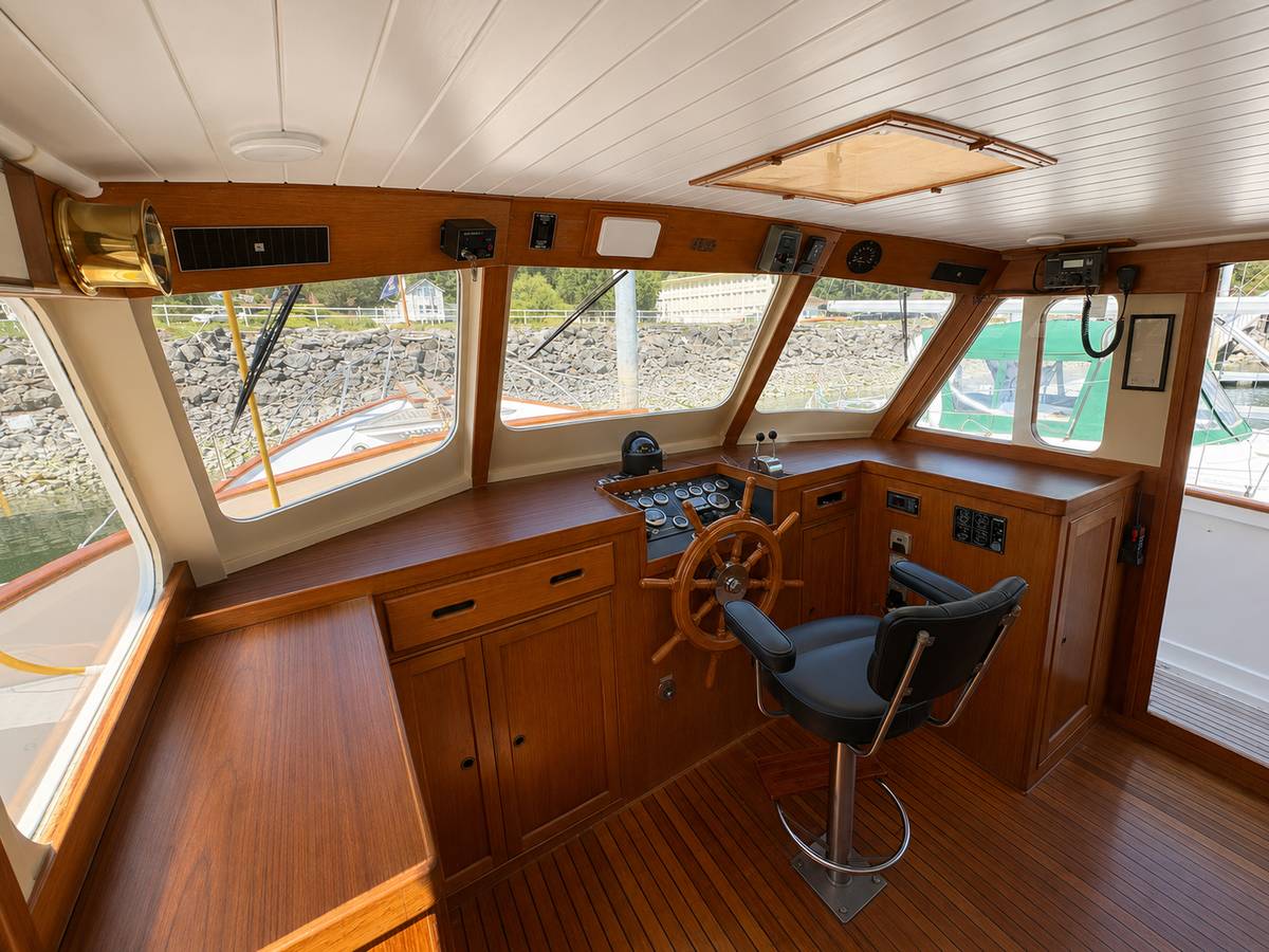 Boston Whaler, dovoz USA — foto 11 z 12