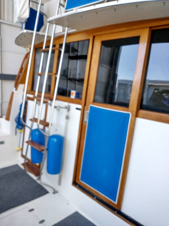 1989 Bayliner, dovoz USA — foto 5 z 12