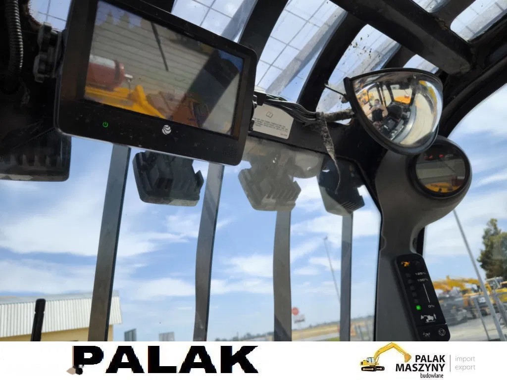 2023 JCB LADOWACZ, 7 428 mth, dovoz Skladom v EÚ — foto 11 z 18