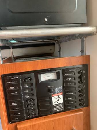 2005 Bayliner, dovoz USA — foto 4 z 12