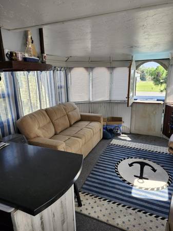 Sea Ray, dovoz USA — foto 9 z 12