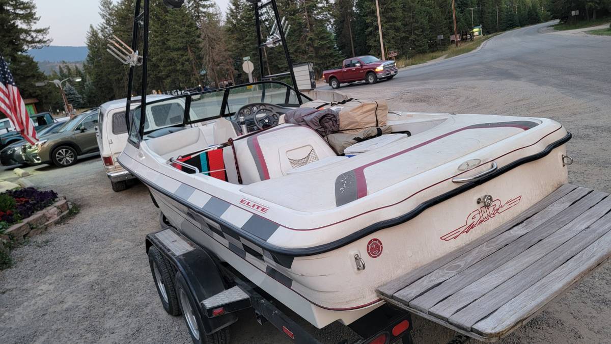 Ski Centurion Air Warrior Elite Open Bow Wakeboard Boat, dovoz USA — foto 5 z 9