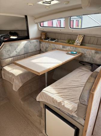 1998 Bayliner, dovoz USA — foto 9 z 10