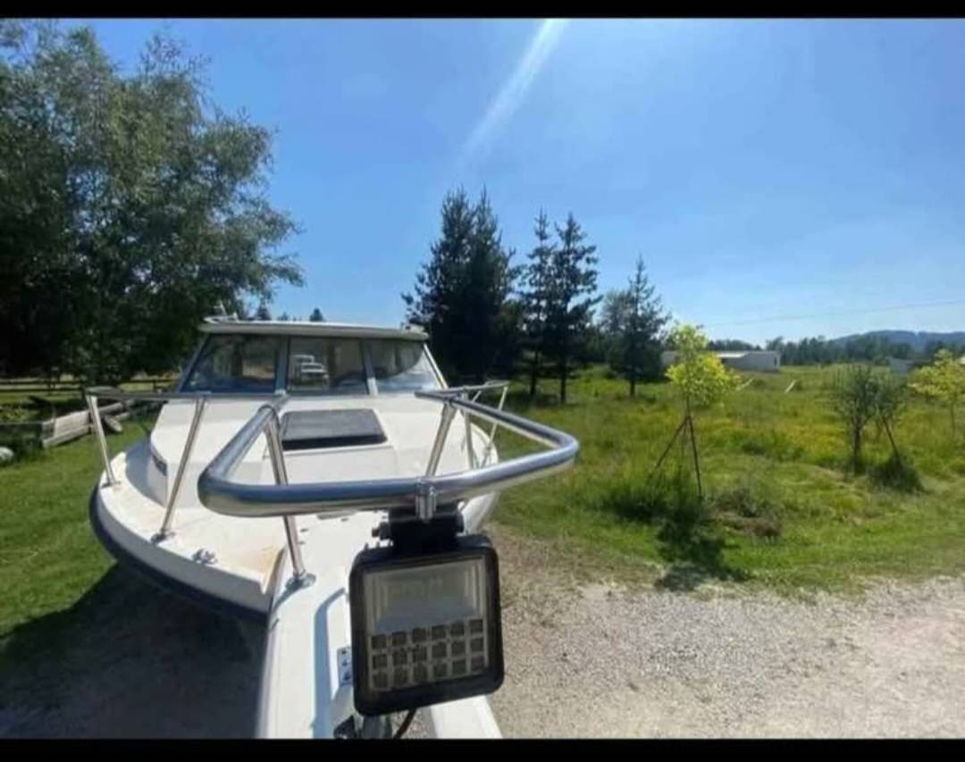 1988 Bayliner, dovoz USA — foto 9 z 9