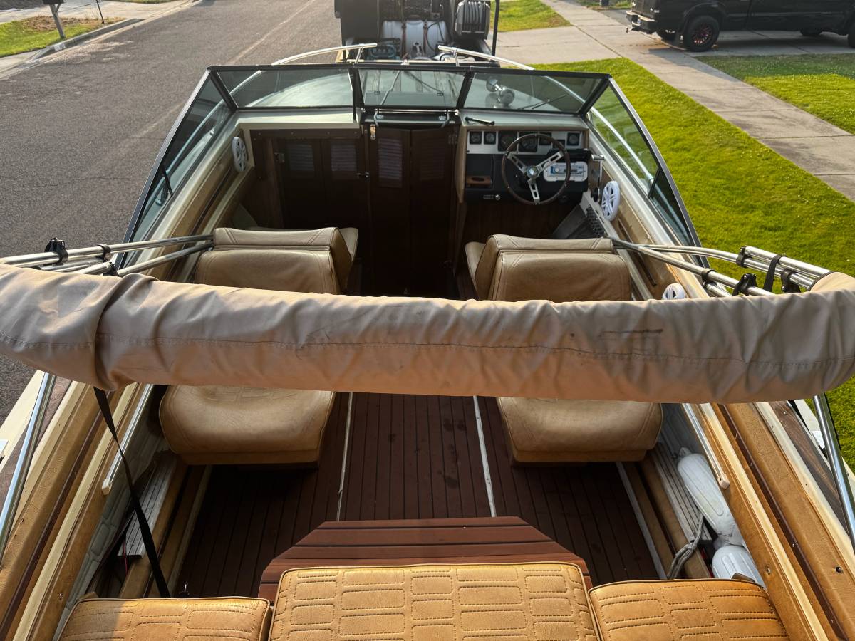 20ft sun runner cuddy, dovoz USA — foto 4 z 7