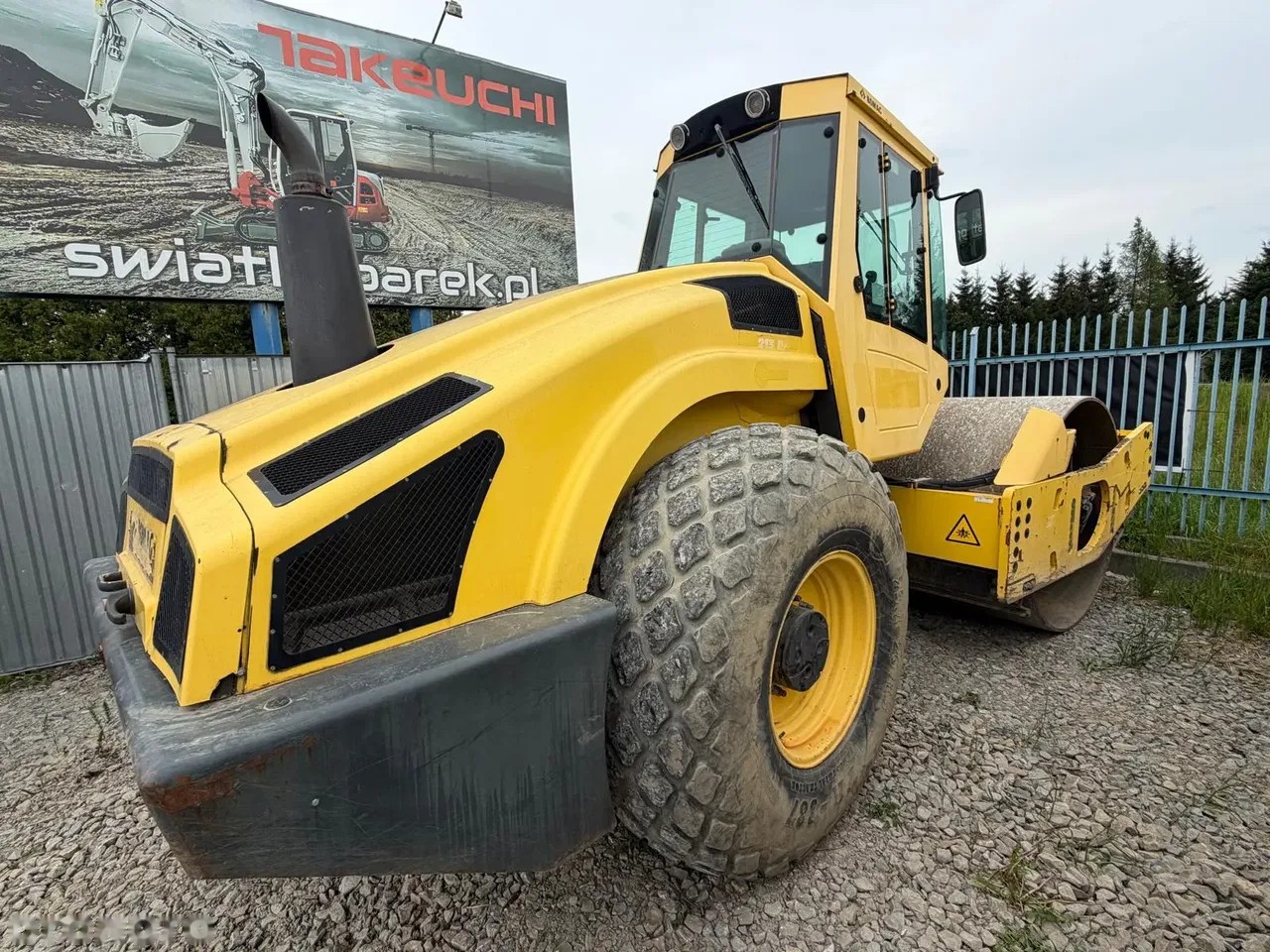 2013 Bomag BW213-DH4, 4 712 mth, dovoz Skladom v EÚ — foto 3 z 4