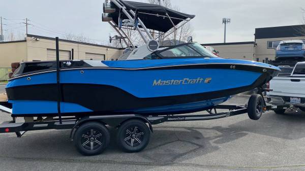 2022 MasterCraft, dovoz USA — foto 1