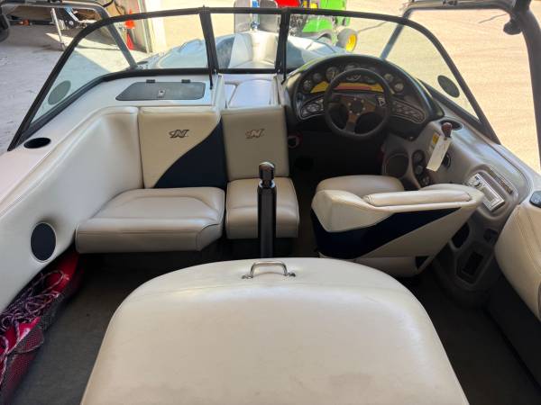 Nautique, dovoz USA — foto 7 z 11