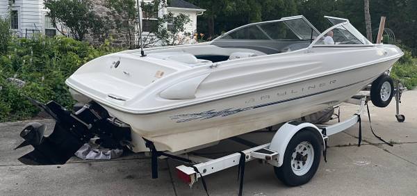 1998 Bayliner, dovoz USA — foto 3 z 7