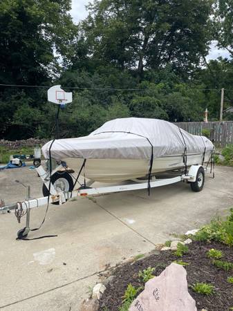 1998 Bayliner, dovoz USA — foto 7 z 7