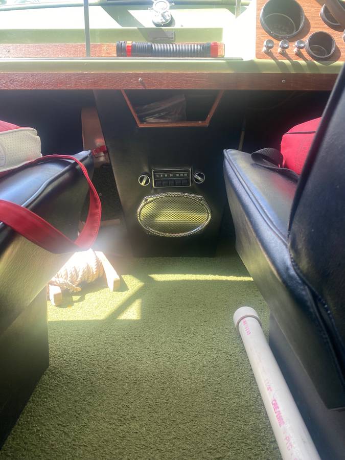 Sea Ray, dovoz USA — foto 12 z 12