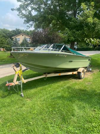 Sea Ray, dovoz USA — foto 8 z 12