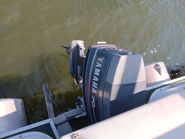 Pontoon boat, dovoz USA — foto 9 z 9