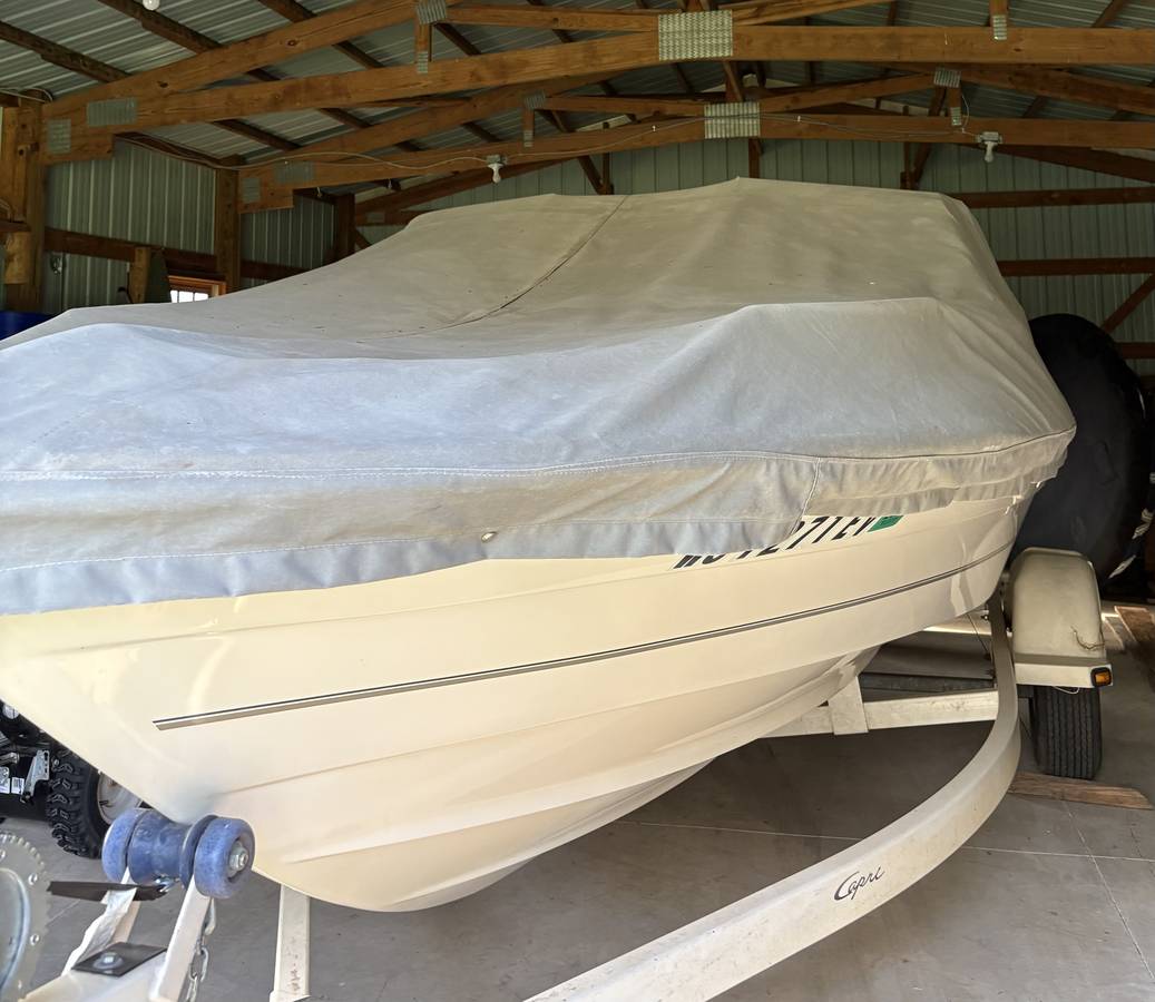 1999 Bayliner, dovoz USA — foto 5 z 12