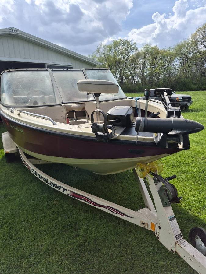 1999 Crestliner, dovoz USA — foto 4 z 11
