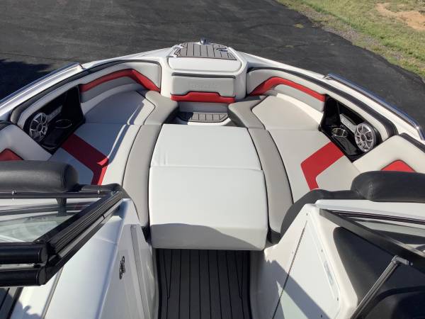 2018 Yamaha, dovoz USA — foto 10 z 12
