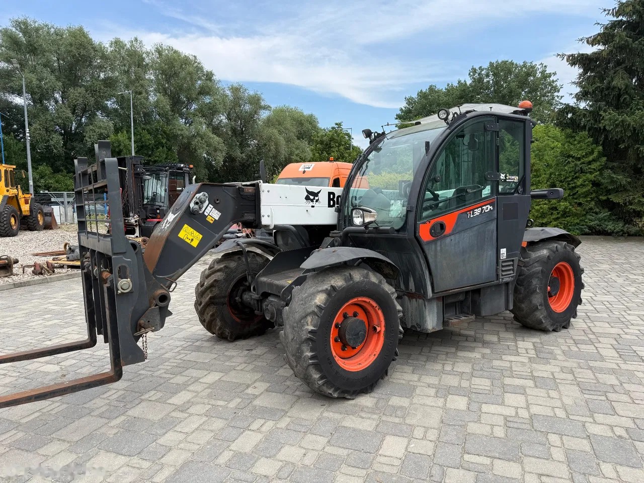 2018 Bobcat TL38.70HF, 4 421 mth, dovoz Skladom v EÚ — foto 1 | AMECAR 2018 Bobcat TL38.70HF, 4 421 mth, dovoz Skladom v EÚ — foto 1