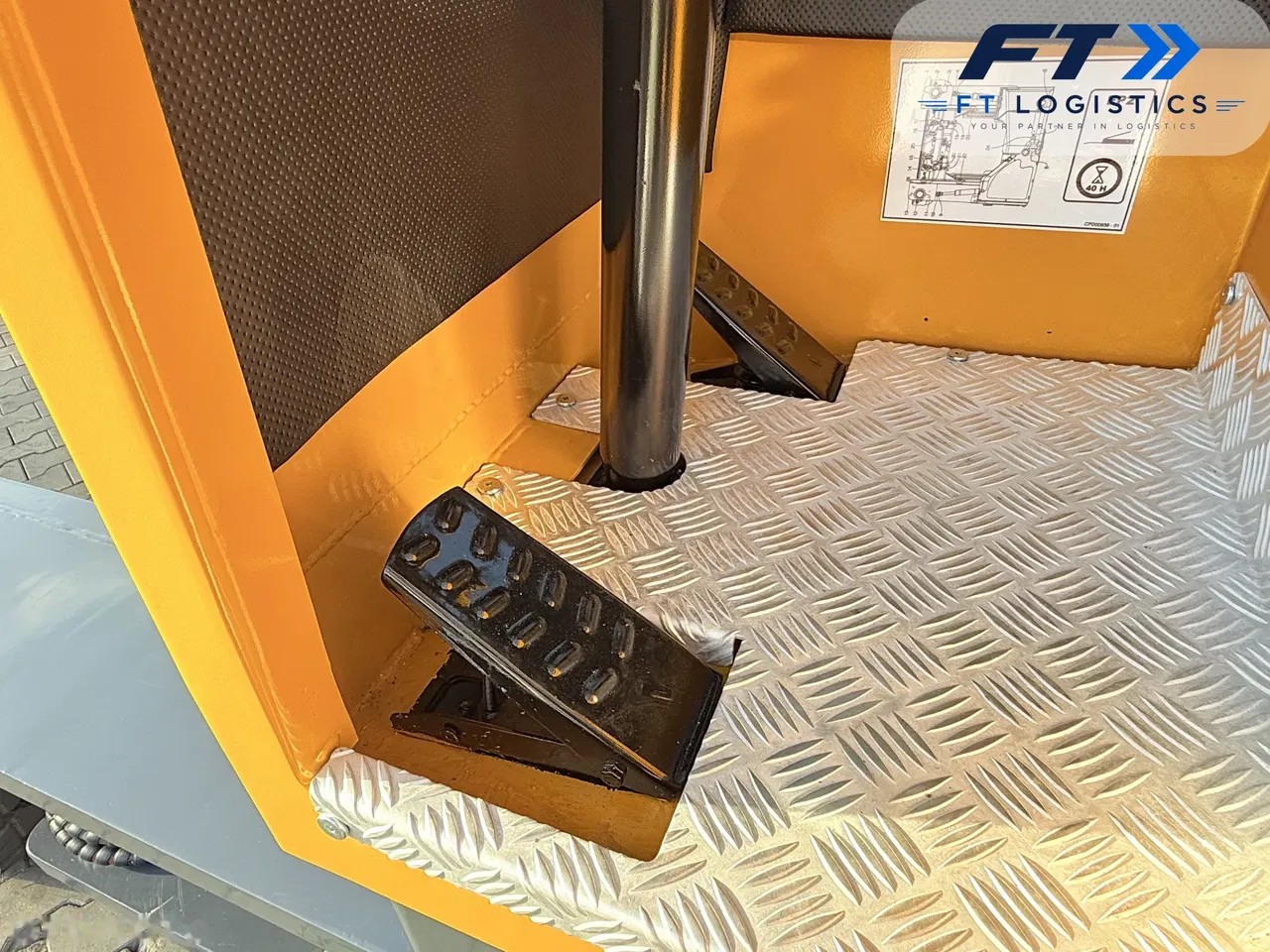 2011 Combilift WÓZEK, 4 946 mth, dovoz Skladom v EÚ — foto 10 z 24