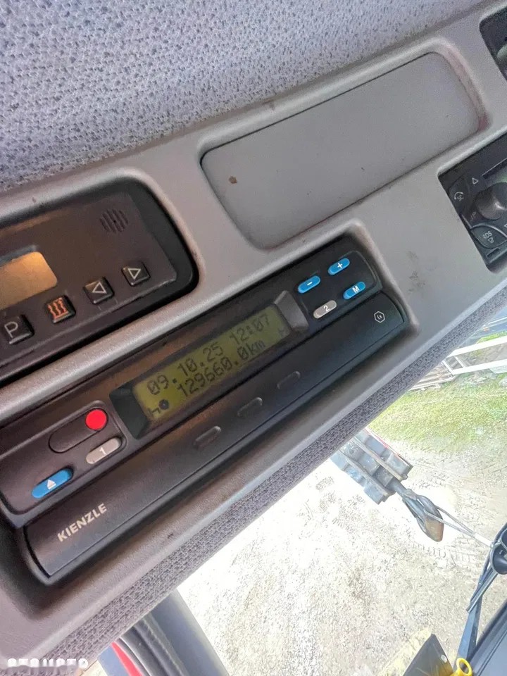 2007 Grove GMK 4100L, 11 000 mth, dovoz Skladom v EÚ — foto 6 z 14