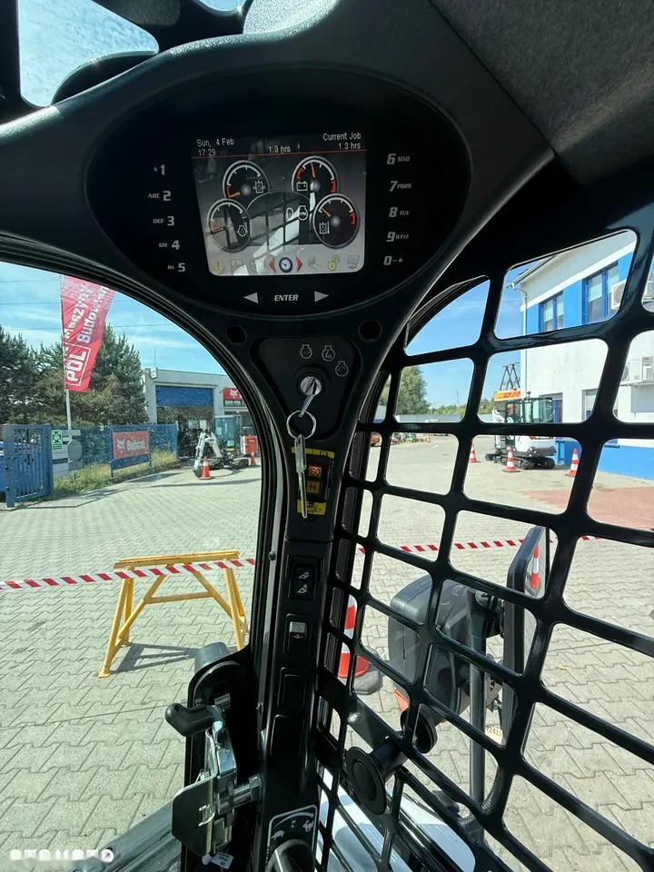 2026 Bobcat T590, 2 mth, dovoz Skladom v EÚ — foto 8 z 12
