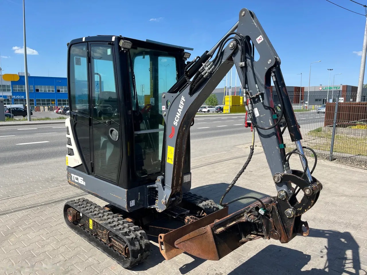 2018 Schaeff TC 16, 1 713 mth, dovoz Skladom v EÚ — foto 3 z 19