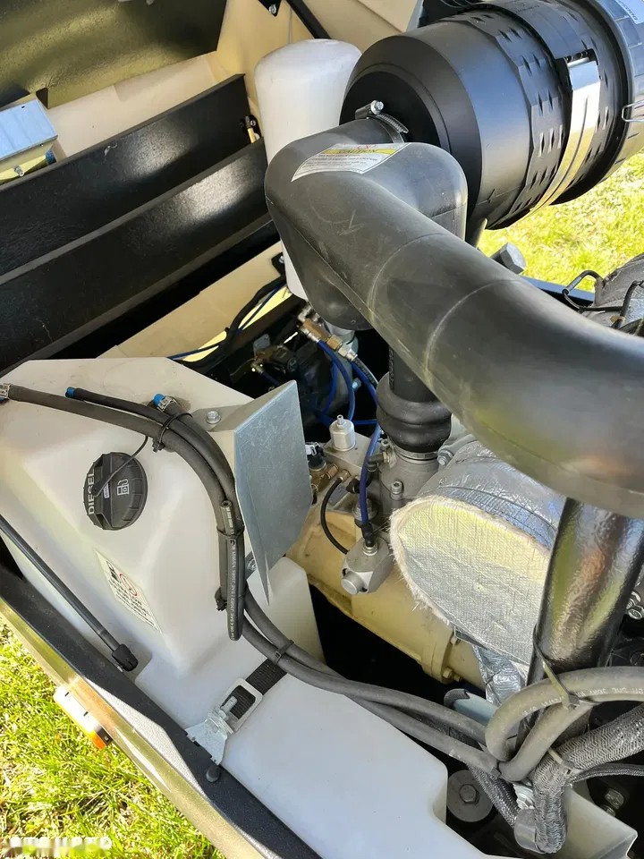 2023 Doosan KOMPRESOR, 14 mth, dovoz Skladom v EÚ — foto 8 z 14