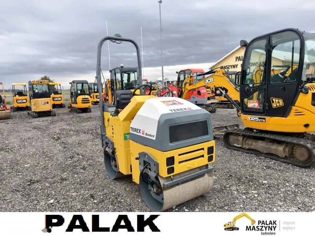 2007 Terex VÁLEC, 3 384 mth, dovoz Skladom v EÚ — foto 1 z 14 2007 Terex VÁLEC, 3 384 mth, dovoz Skladom v EÚ — foto 1 z 14