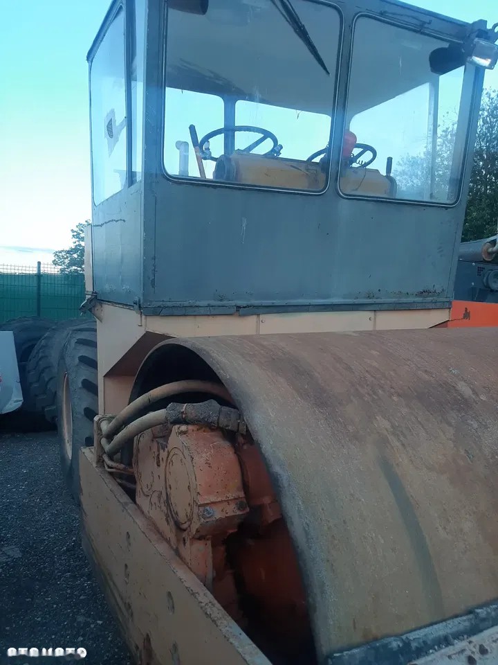 1990 Stavostroj VV 111, dovoz Skladom v EÚ — foto 1