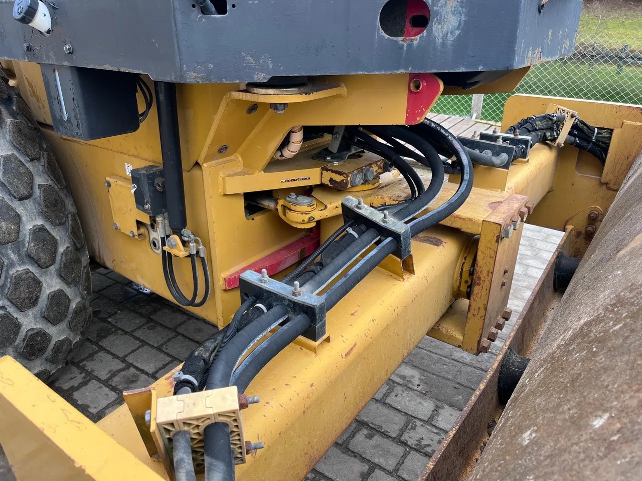 2008 Caterpillar CAT CS56, 6 019 mth, dovoz Skladom v EÚ — foto 11 z 24