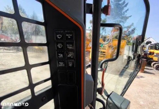 2021 Bobcat NAKLADAČ, 5 922 mth, dovoz Skladom v EÚ — foto 10 z 15