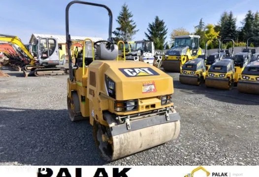 2012 Caterpillar VÁLEC, 1 731 mth, dovoz Skladom v EÚ — foto 2 z 13